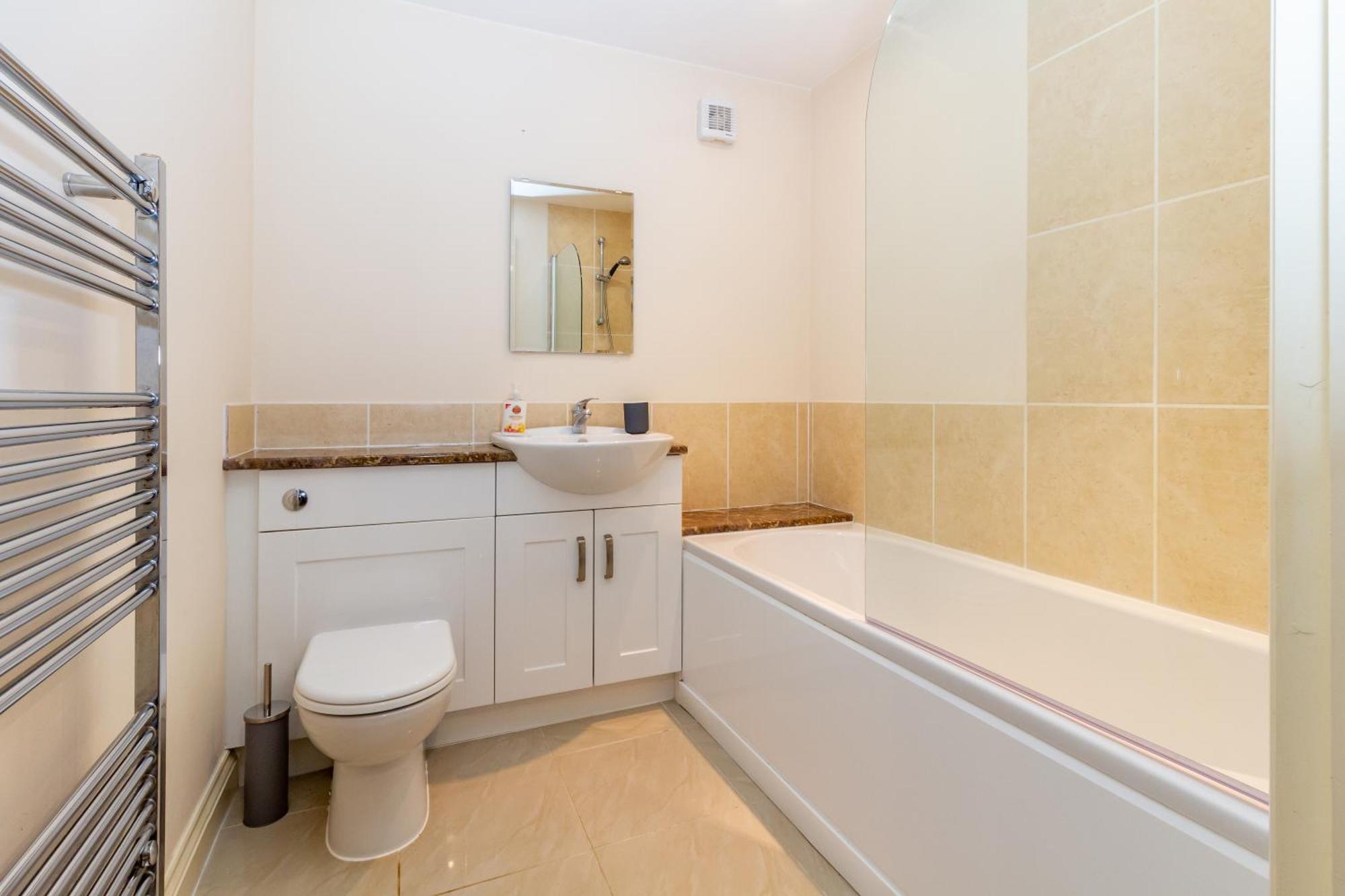Host & Stay - Hillbrook House Apartment Great Malvern Bilik gambar